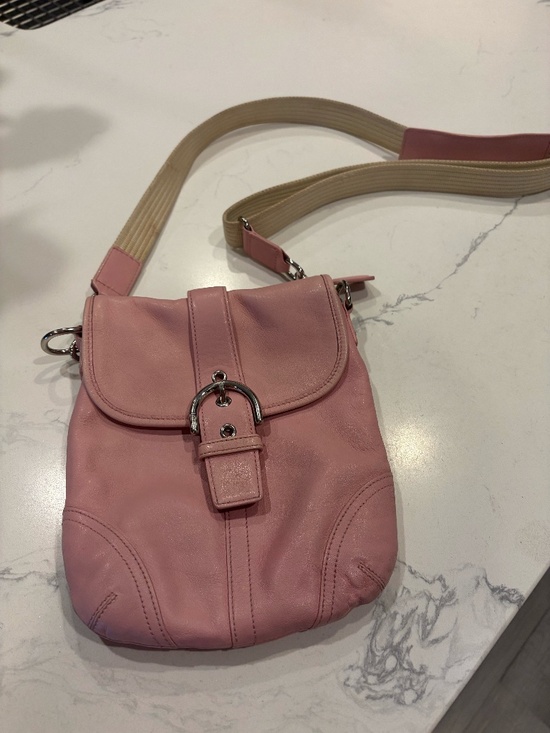 Coach Handbags - Vintage Coach Cross Body Sling Bag